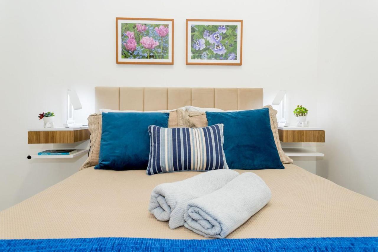 Apartment Relax Em Copacabana, E Sala, 150 Mt Da Praia, Cozinha, Maq De Lavar Roupa E Ar